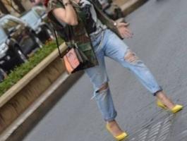 بالفيديو : بعد الضجة التي أحدثتها بالبنطال الممزق.. نجمة مصرية تخرج عن صمتها وتردّ!