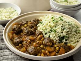 طاجن اللحم على الطريقة المغربيّة