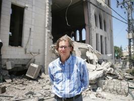 Martin_Lejeune-in-front-of-AlAmin-Mosque-29-july