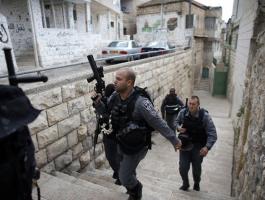 الاحتلال يعتقل مقدسية بزعم نيتها تنفيذ عملية طعن