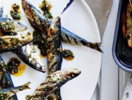 recette-de-sardines-grillees-sauce-menthe-citron_5361999-980x490