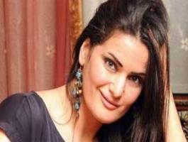 بالفيديو.. سما المصري تغني عارية في “الجاكوزي”