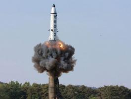 كوريا الشمالية تتجه لحيازة صاروخ نووي يهدد أميركا.jpg