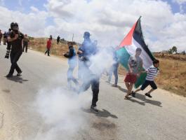 بالاختناق في مسيرة كفر قدوم الأسبوعية