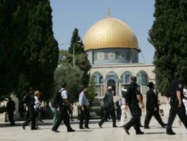 مستوطنون يقتحمون الأقصى