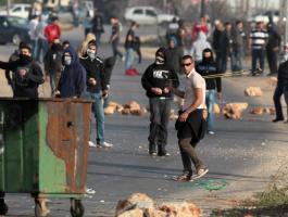 مواجهات بين الشبان والاحتلال في حي عين اللوزة بالقدس