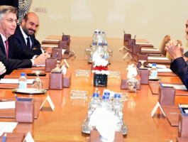 أبو الغيط يبحث مع وزي خارجية إسبانيا آخر المستجدات العربية