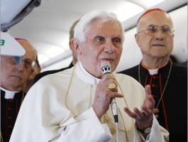 الفاتيكان يدين تصريحات ترامب حول الهجرة