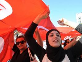 التونسيون يتجاهلون دعوات الاحتجاج خشية الفوضى