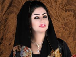 حليمة بولند ببث مباشر لجلسة حنة لجسمها !
