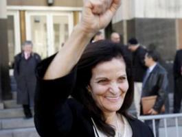 عودة الفلسطينية رسمية عودة للأردن بعد إبعادها من امريكا.jpg