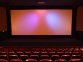 لأول مرة.. فتح دور عرض للسينما بالسعودية مطلع عام 2018