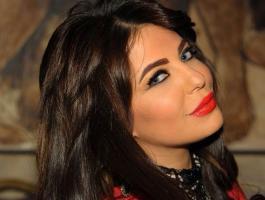 شاهدوا :  ليليا الأطرش تثير الجدل بصورتها الحميمة مع 'حبيبها'!