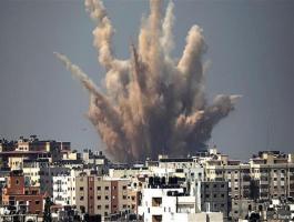 محدث بالصور: 4 شهداء بينهم طفلة وعشرات الإصابات بقصف إسرائيلي مستمر على قطاع غزّة