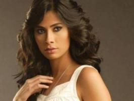 بالصورة : هذه هي مصممة الأزياء التي أقامت قضية ضد روبي.. وماذا عن التطورات بينهما؟