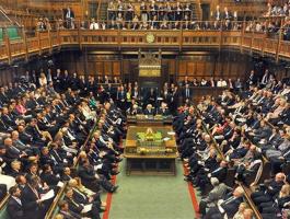 البرلمان البريطاني يوافق على انتخابات تشريعية مبكرة.jpg