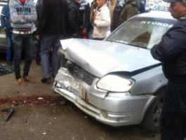 إصابة مواطن إثر اصطدام مركبة بشاحنة على شارع صلاح الدين بغزة