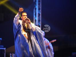 بالصور: منار العيون تحيي سهرات فنية بمناسبة ذكرى المسيرة الخضراء