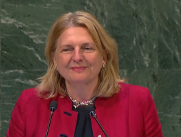 بالفيديو: وزيرة خارجية النمسا تتحدث اللغة العربية أمام منصة الأمم المتحدة