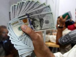 قطر تعيد النظر في تحويل الأموال لرواتب موظفي غزة لهذا السبب!