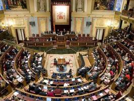 مجلس الشيوخ الإسباني يصدر قرارًا تحذيريًا لـ