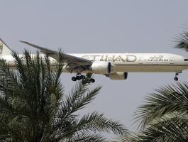 مقاتلات قطرية تعترض طائرة اماراتية