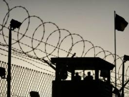الاحتلال يفرج عن 12 معتقلاً من نابلس