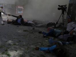 مقتل 21 شخصا بينهم صحفيين في تفجير مزدوج بالعاصمة الأفغانية كابول