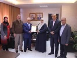 اللجنة الوطنية للتربية والثقافة وجامعة بيرزيت توقعان مذكرة تعاون.jpg