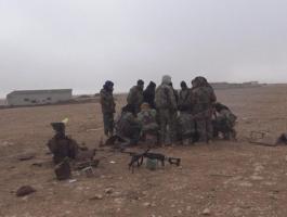 سوريا.. فرار 300 من عائلات مسلحي داعش في الرقة.jpg