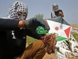 لأول مرة.. الاحتلال يُحاكم شابين من غزة بتهمة إطلاق الطائرات الورقية