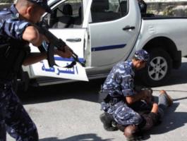 الشرطة تلقي القبض على 3 متهمين بسرقة مركبة في قلقيلية