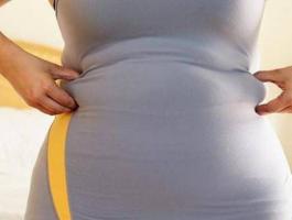 إحذرن.. دهون البطن قد تُصيبكن بالسرطان!