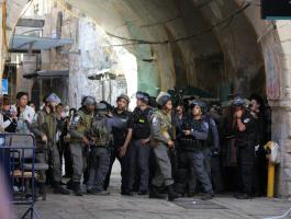 الاحتلال يقتحم الحي الافريقي قرب المسجد الأقصى