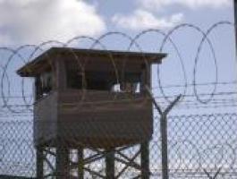 أمريكا ستنقل 4 معتقلين من جوانتانامو إلى السعودية خلال 24 ساعة