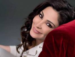 إليسا عايدت الرئيس عون بعيده: أتمنى عليك تحقيق “أحلامنا”