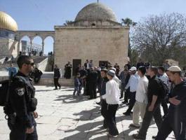 مستوطنون يستأنفون اقتحام الأقصى بحماية قوات الاحتلال