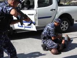 شرطة جنين تلقي القبض على ثلاثة أشخاص