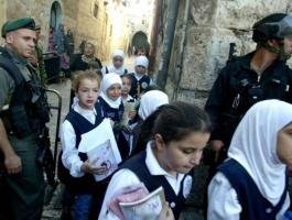 التعليم تندد بالاقتحامات المتكررة لمدرسة دار الأيتام في القدس