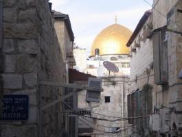 تلفريك.. سلاح الاحتلال لتهويد القدس القديمة.jpg