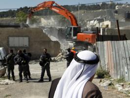 الاحتلال يصدر أوامر هدم لقرية فلسطينية شرقي القدس