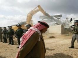 الاحتلال يستولي على كرفان للسكن شرق نابلس.jpg