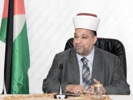ادعيس يطلع المرجعيات الدينية على الانتهاكات الإسرائيلية بحق المقدسات.jpg