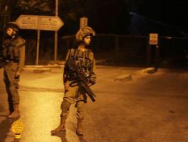 قوات الاحتلال تقتحم بلدة بيرزيت