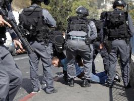 قوات الاحتلال تعتدي بالضرب على مواطن من جنين