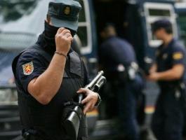 إسبانيا تعتقل متهمين بـتمجيد الإرهاب وتضبط ذخائر