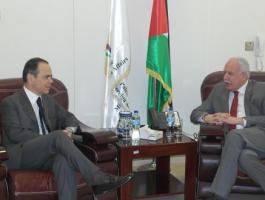 المالكي يودع القنصل الايطالي العام بمناسبة انتهاء مهامه