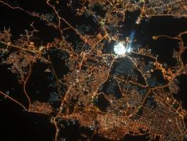 تصريحات مثيرة لرائد فضاء روسي حول رؤية مكة من الفضاء.jpg