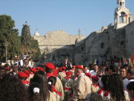 Palestinian_Christian_Scouts_Nativity_Church_in_Bethlehem_Christmas_Eve_2006