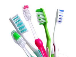 header_image_Article_Main_Fustany_Nine_Different_Uses_of_a_Toothbrush